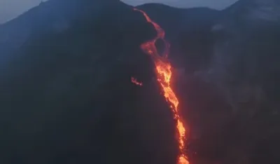 Eruptirala Etna na Siciliji