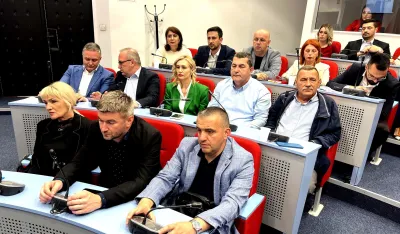 Bijelo Polje: Đacima sa sela 50 odsto subvencije za prevoz