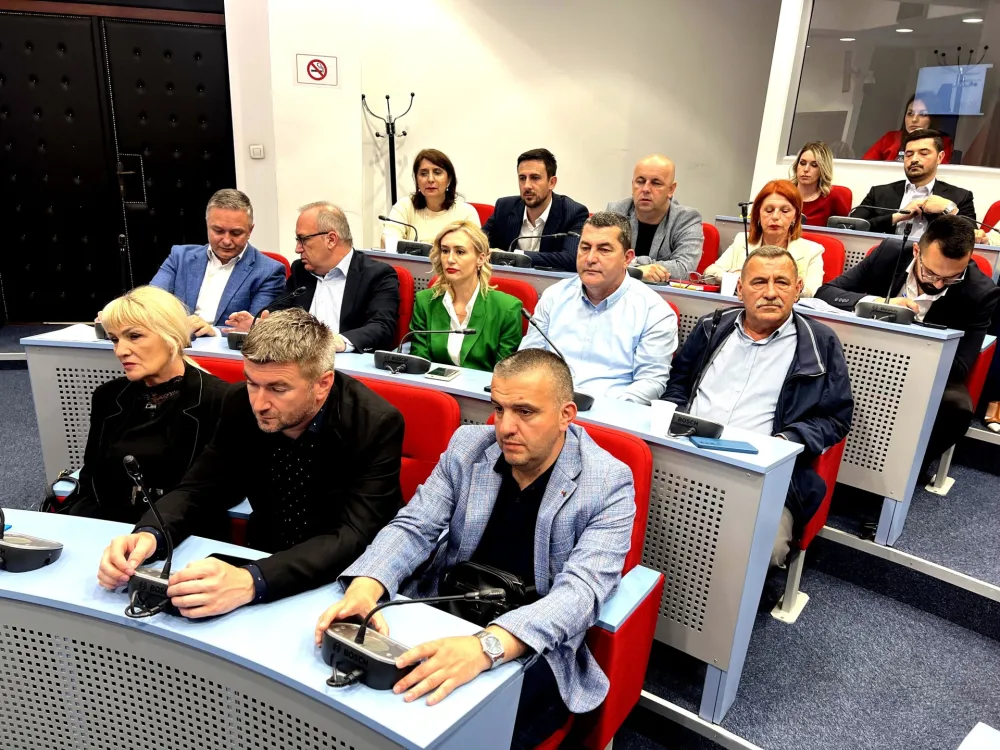 Bijelo Polje: Đacima sa sela 50 odsto subvencije za prevoz