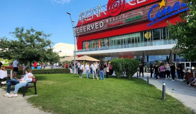 Evakuisan zagrebački Arena centar, stigla policija