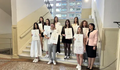  (VIDEO) U O&Scaron; "Savo Pejanović" podijeljene "Luče": Znanje je mnogo vi&scaron;e od ocjene