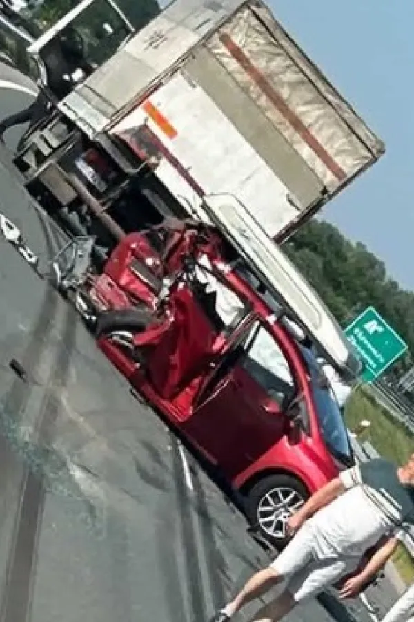 Nesreća na auto-putu Milo&scaron; Veliki
