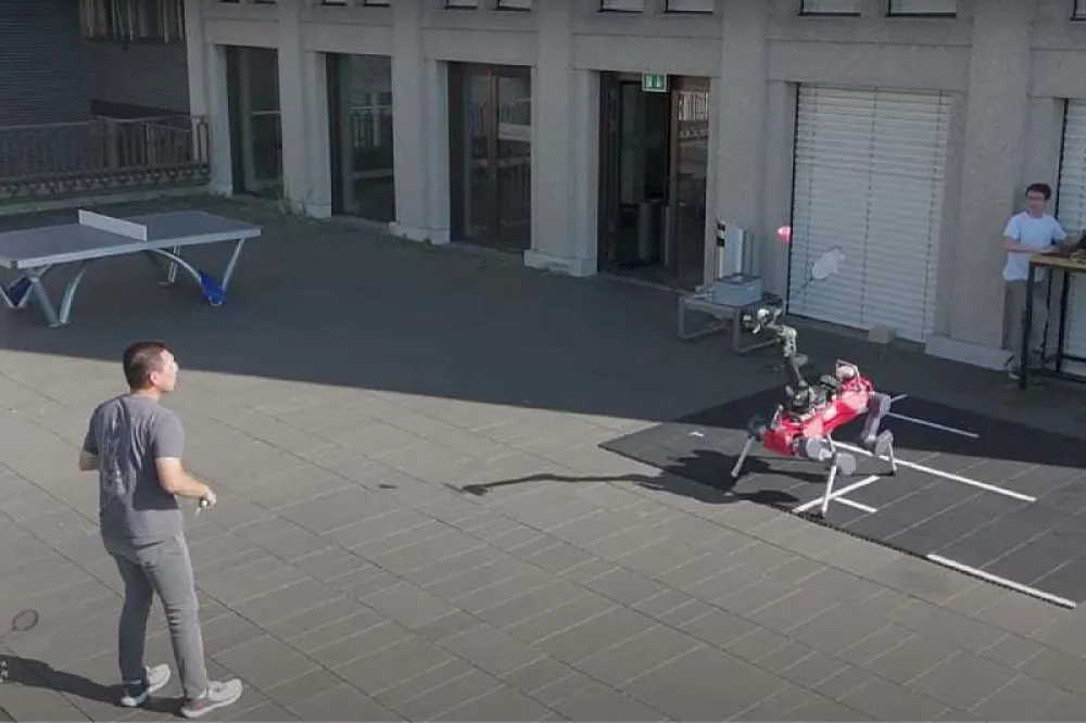 U &Scaron;vajcarskoj razvijen robot koji igra badminton protiv ljudi