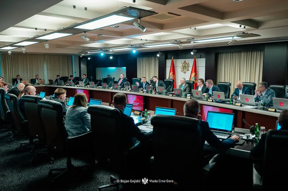 Vlada: Povući iz skup&scaron;tinske procedure amandmane vezano finansiranje lokalnih samouprava