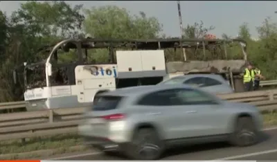 Srbija: Zapalio se autobus na auto-putu, vozač prevezen u Urgentni centar