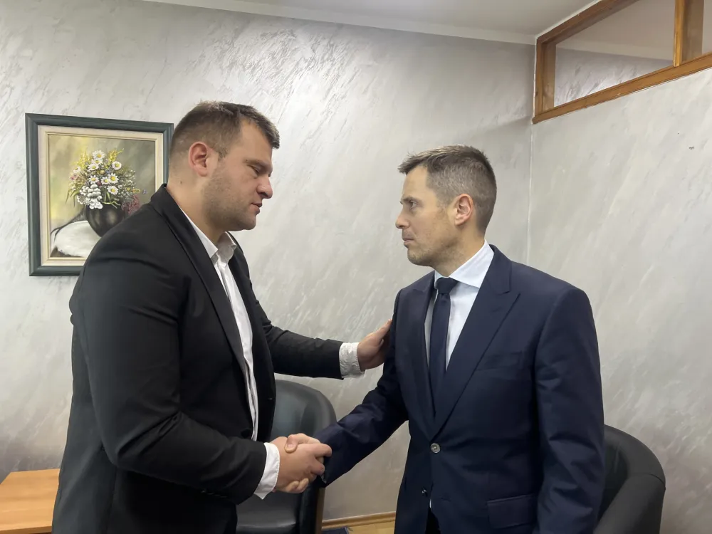 Asanović: Ni Vlada nas neće natjerati da prihvatimo kolektor