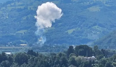 (FOTO) Gusti dim iznad fabrike oružja u Mojkovcu, ekolo&scaron;ka inspektorka tvrdi da su spaljivali travu