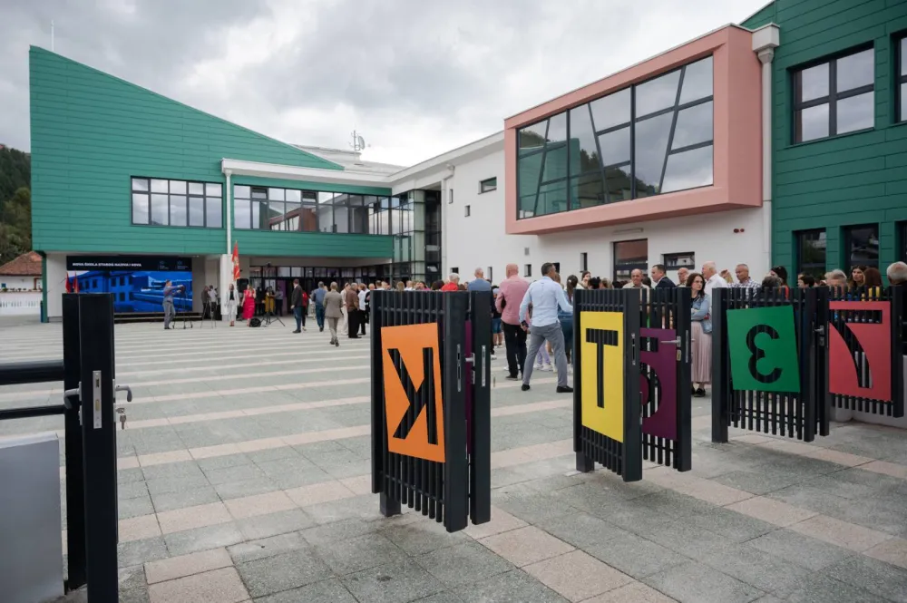 Majka učenice najavila &scaron;trajk glađu: Moja kćerka trpi vi&scaron;emjesečno psihičko zlostavljanje u &scaron;koli