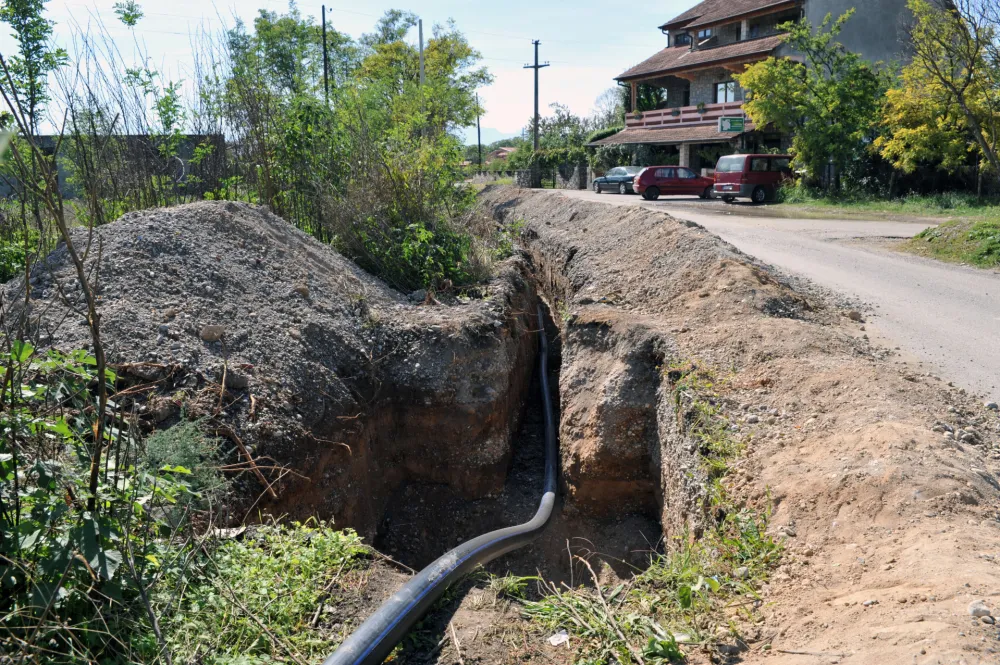 Glavni grad donosi propis o vodosnabdijevanju seoskih naselja: Bri&scaron;u vodovode Zete i Tuzi