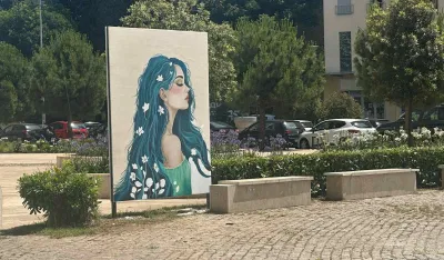 Na Trgu Argentina iscrtan mural