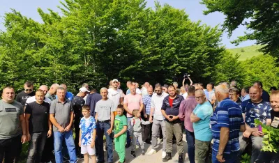 Nakon blokade, susret mje&scaron;tana Plužina i Gacka na granici: Jo&scaron; jednom uputili apel za otvaranje graničnog prelaza