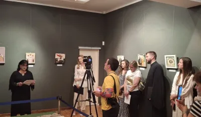 Pred ikonama kao pred prozorom vječnosti