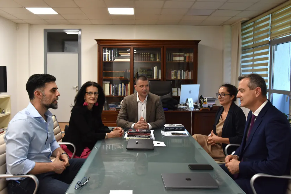 rektor sa gostima iz Kalifornije