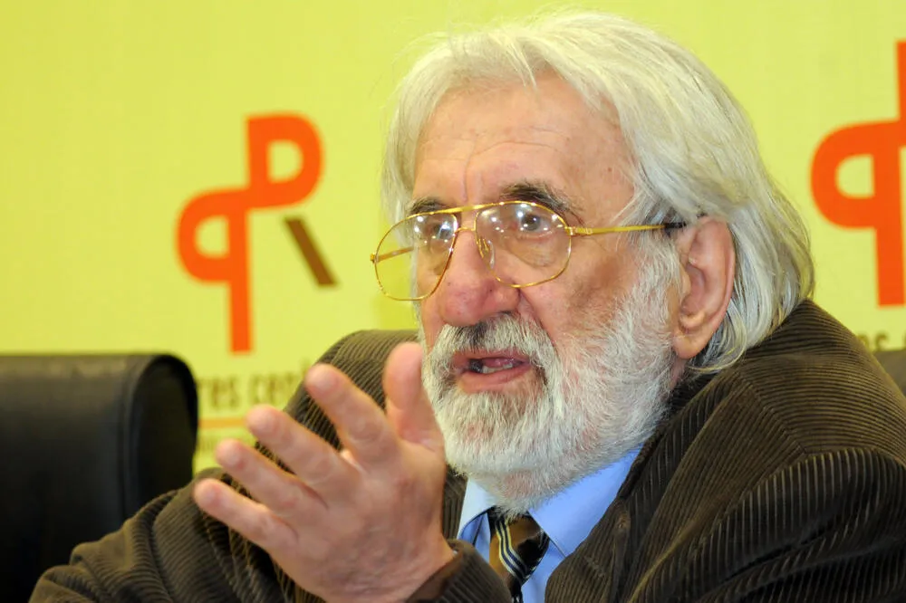 Mitrić za "Dan":&nbsp;Vlasti odgovara blokirani Ustavni sud