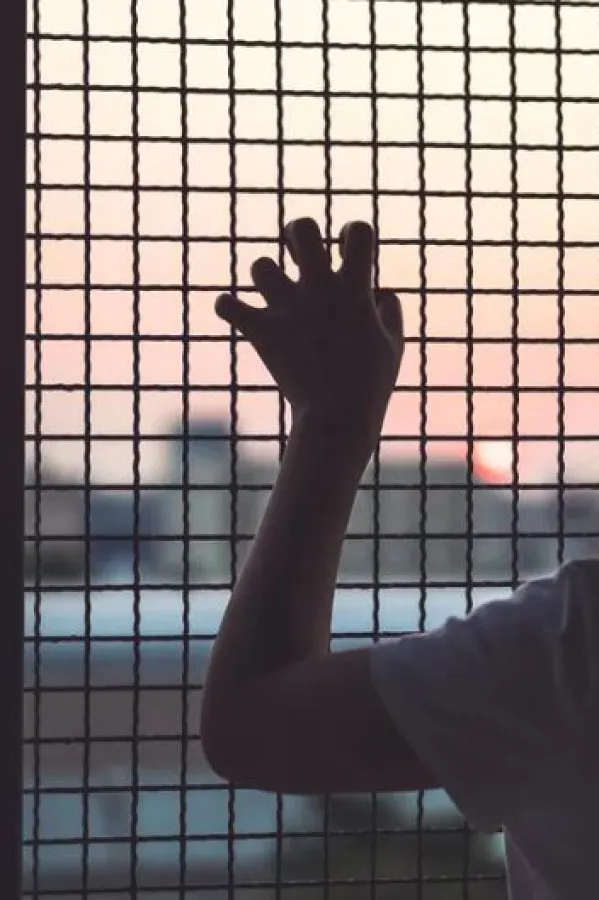 Razbijena mreža trgovine ljudima: Spa&scaron;eno 27 mladih žena