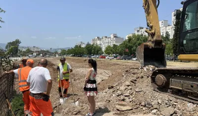 Radnici Crnagoraputa izmje&scaron;taju instalacije 