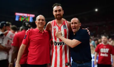 Milutinov i braća Angelopulos