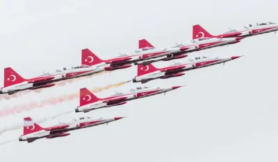 Turska prodaje Indoneziji 48 borbenih aviona