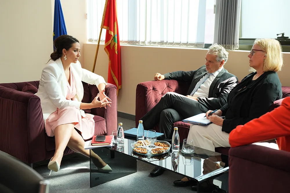 Adžović &ndash; Satler: Saradnja sa EU od značaja za realizaciju&nbsp;infrastrukturnih projekata