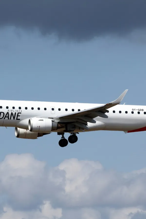 avion embraer e195