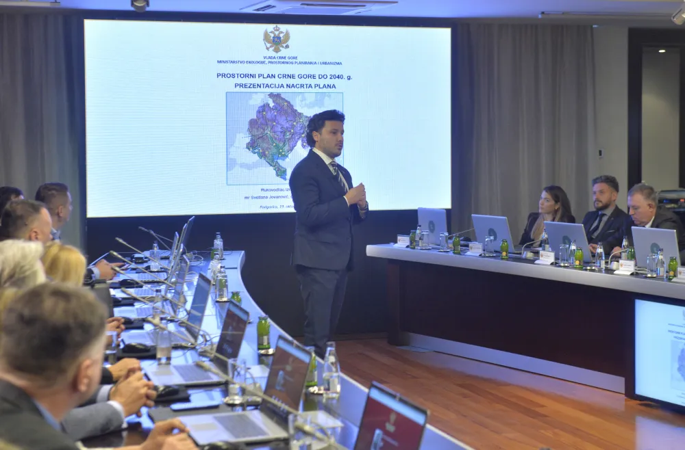 Usvojen Prostorni plan u formi predloga&nbsp;na kojem su radile dvije vlade i tri administracije Ministarstva urbanizma