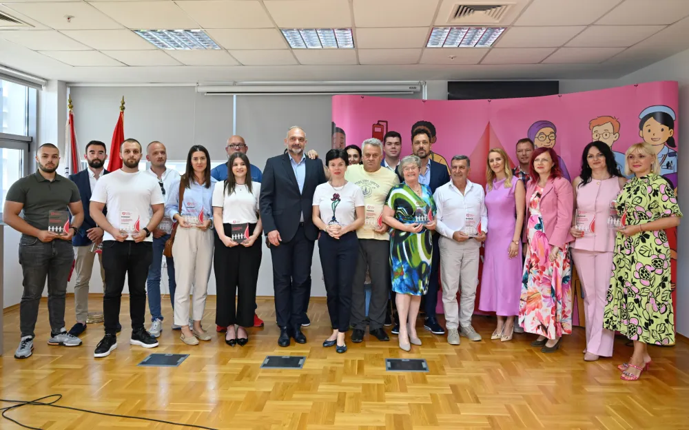 Obilježen Svjetski dan dobrovoljnih davalaca krvi: "Daruj krv, pruži nadu, zajedno spa&scaron;avamo živote"