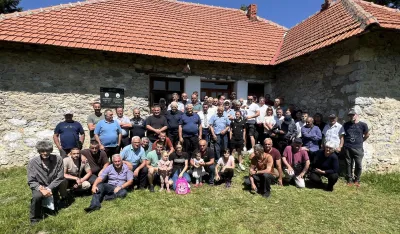 Protest mje&scaron;tana bjelopoljskog sela: Ili asfaltiranje puteva, ili blokada Op&scaron;tine