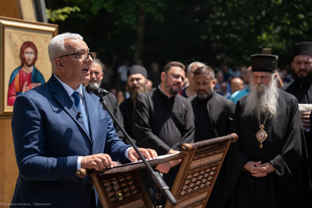 Mandić položio vijenac u Kamni&scaron;koj Bistrici: Okupili smo se ne da oživljavamo bilo kakvu mržnju, već da u molitvi odamo počast žrtvama