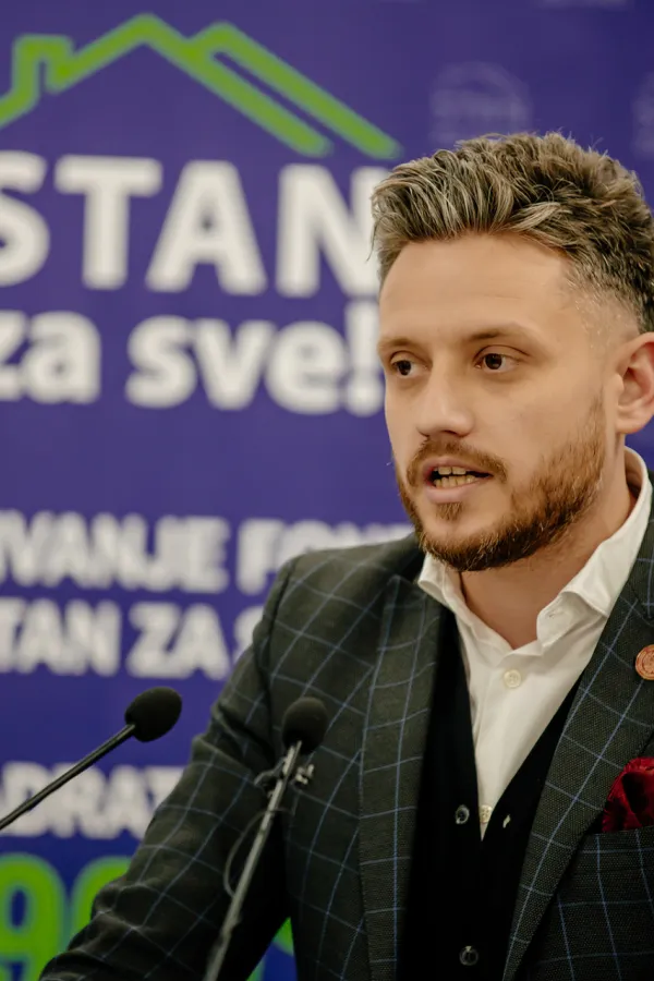 Radovanić: Krajnje je vrijeme da parlamentarna većina prihvati &ldquo;Stan za sve&rdquo; koji ćemo ponovo predložiti u Parlamentu