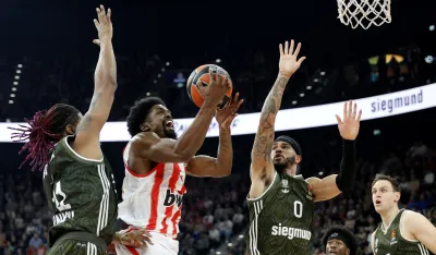 Ostaje u Pireju: &Scaron;ekil Mekisik