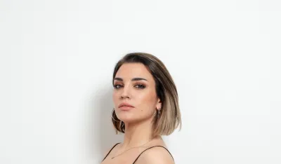 Nina Petković&nbsp;na festivalu "Biser Jadrana": Većinu vremena živim u iluziji, ponekad u njoj nalazim inspiraciju