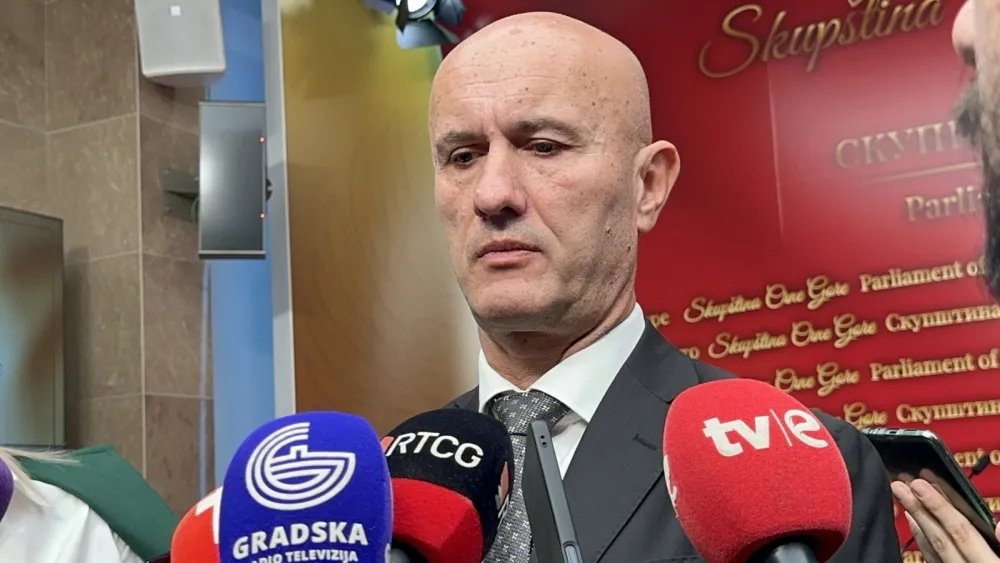 Laković: Ako ima inicijative za mojom smjenom &ndash; neka se stavi na dnevni red, sa Golubovićem nikad nisam sarađivao