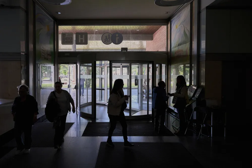 Prekid struje u &Scaron;paniji i Portugalu u aprilu zbog kvara na mreži, a ne sajber napada