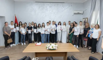 Op&scaron;tina Zeta nagradila najbolje učenike: Mijenjajte svijet nabolje