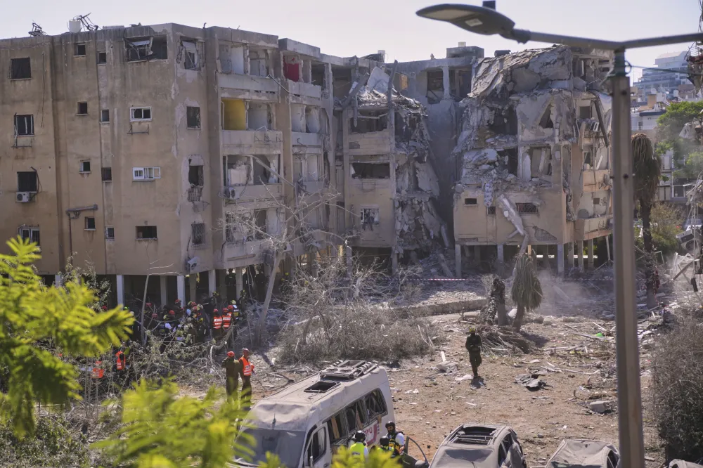 (UŽIVO)&nbsp;Najmanje 65 ljudi povrijeđeno u iranskim napadima na Izrael;&nbsp;Netanajhu o napadu na bolnicu: Naplatićemo punu cijenu od tirana u Teheranu