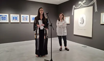 Satirični trenuci i isprepletena značenja