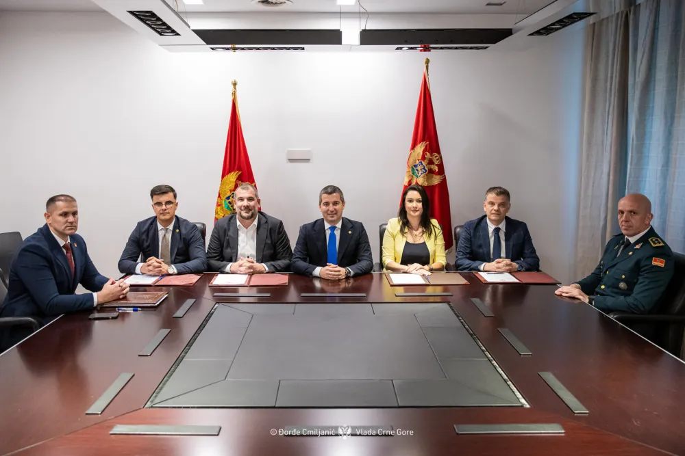 BOK: Potpisan Sporazum o saradnji sa pomorskom informativnom jedinicom