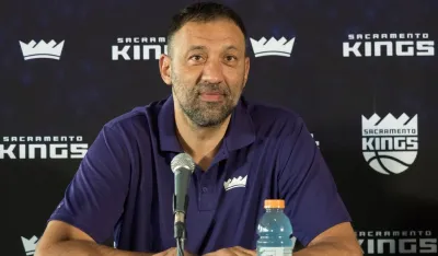 Vlade Divac doživio saobraćajnu nezgodu na crnogorskom primorju