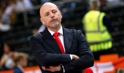 Sa&scaron;a Obradović na izlaznim vratima