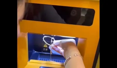 (VIDEO) Kineski bankomat mijenja zlatan nakit za novac