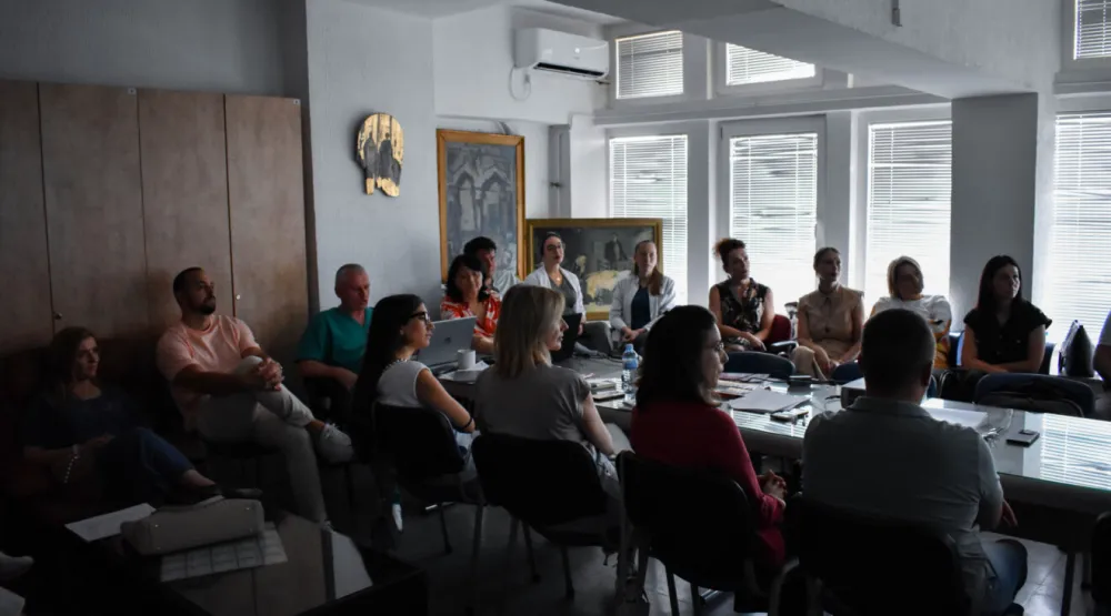 KCCG: Edukacija zdravstenih radnika o klasifikaciji carskih rezova