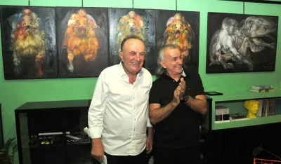 Konji koji jezde između podzemnog svijeta i neba