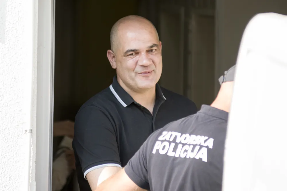 (VIDEO) Odloženo suđenje Miloviću, Božoviću, Lazoviću i grupi: Zatraženo spajanje sa predmetom "General"