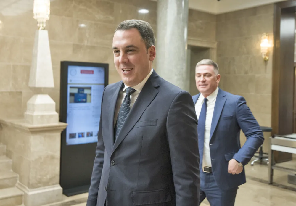 Vuković: Od Ulcinja pa do na kraj Boke sve je planirano za betoniranje