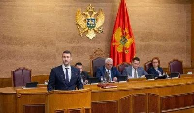 Umjesto pred poslanike, Spajić ide u Brisel