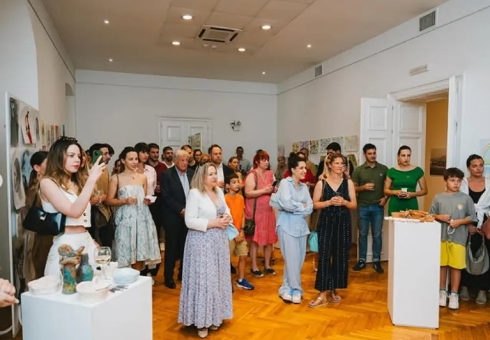 U humanitarnoj akciji &bdquo;Dječji crtež za dječju radost&ldquo; prikupljeno 4.040 eura za dvori&scaron;te Resursnog centra Podgorica