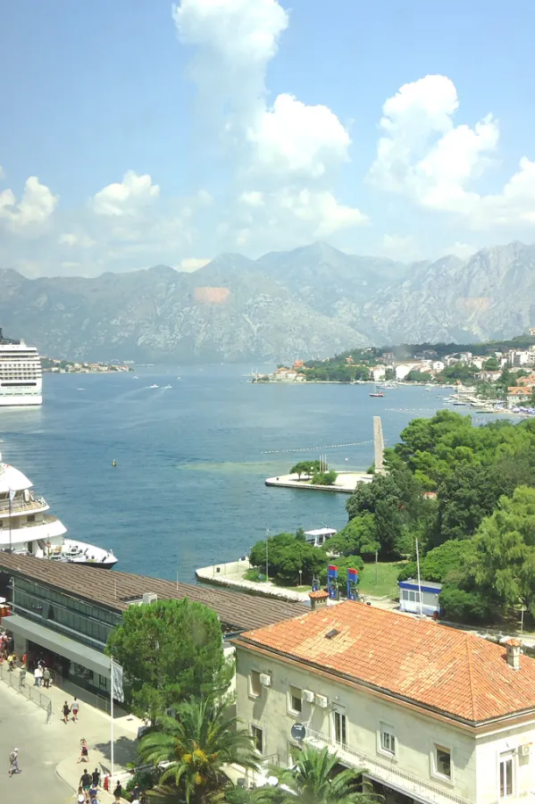 Spor oko pilotaže u Luci Kotor: Sea Pioneer Montenegro tvrdi da je dobijao fakture a ne račune