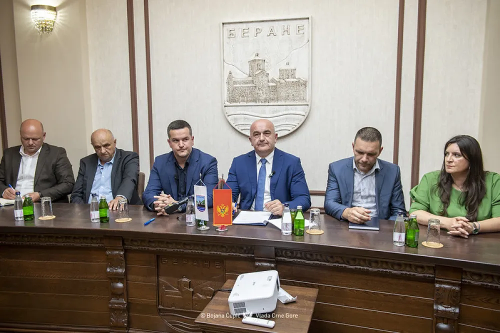 Potpisan ugovor o izgradnji Kuće poljoprivrede: Berane dobija centralno mjesto za objedinjenu institucionalnu podr&scaron;ku