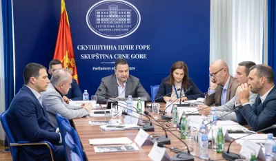 "Đukanoviću foto-montažom namjestili sat na ruku"