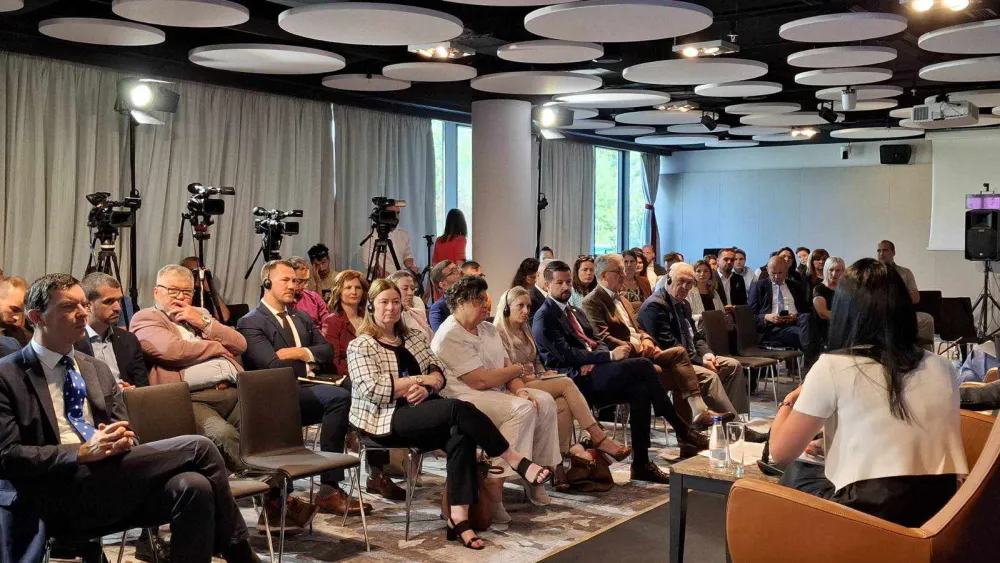 Milatović: Nemamo vi&scaron;e vremena da se igramo partijskih igrica